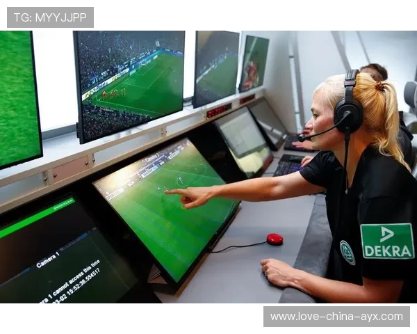 足球裁判视频助理技术全民讨论后推进 足球裁判视频助理技术全民讨论后推进