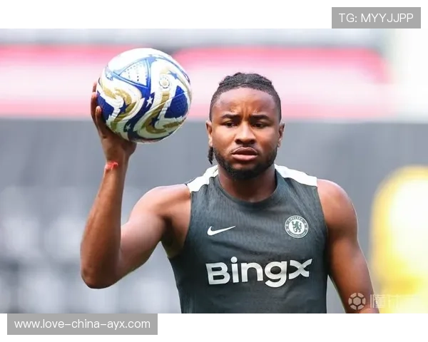 切尔西恩昆库带球突破突施冷箭入网：点亮蓝军夜晚