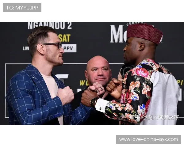 UFC选手闲聊竟遭对手忽然反转，这场对决让人拍案叫绝