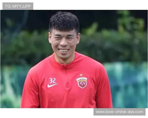 上海海港外援再度掀起波澜，卫冕梦想触手可及